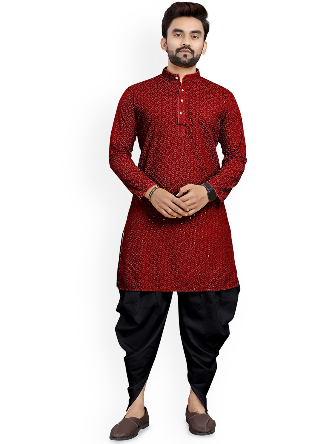 trustous Floral Embroidered Sequinned Mandarin Collar Straight Kurta with Dhoti Pants, Maroon
trustous Floral Embroidered Sequinned Mandarin Collar Straight Kurta with Dhoti Pants, Maroon
