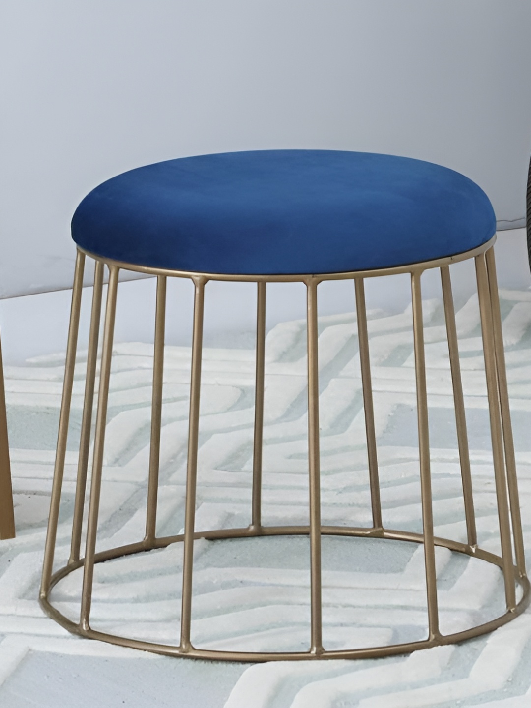 Wooden Twist Blue Modern Pipe Style Stand Pouffe & Ottoman Stool with Cushioned Seating
Wooden Twist Blue Modern Pipe Style Stand Pouffe & Ottoman Stool with Cushioned Seating