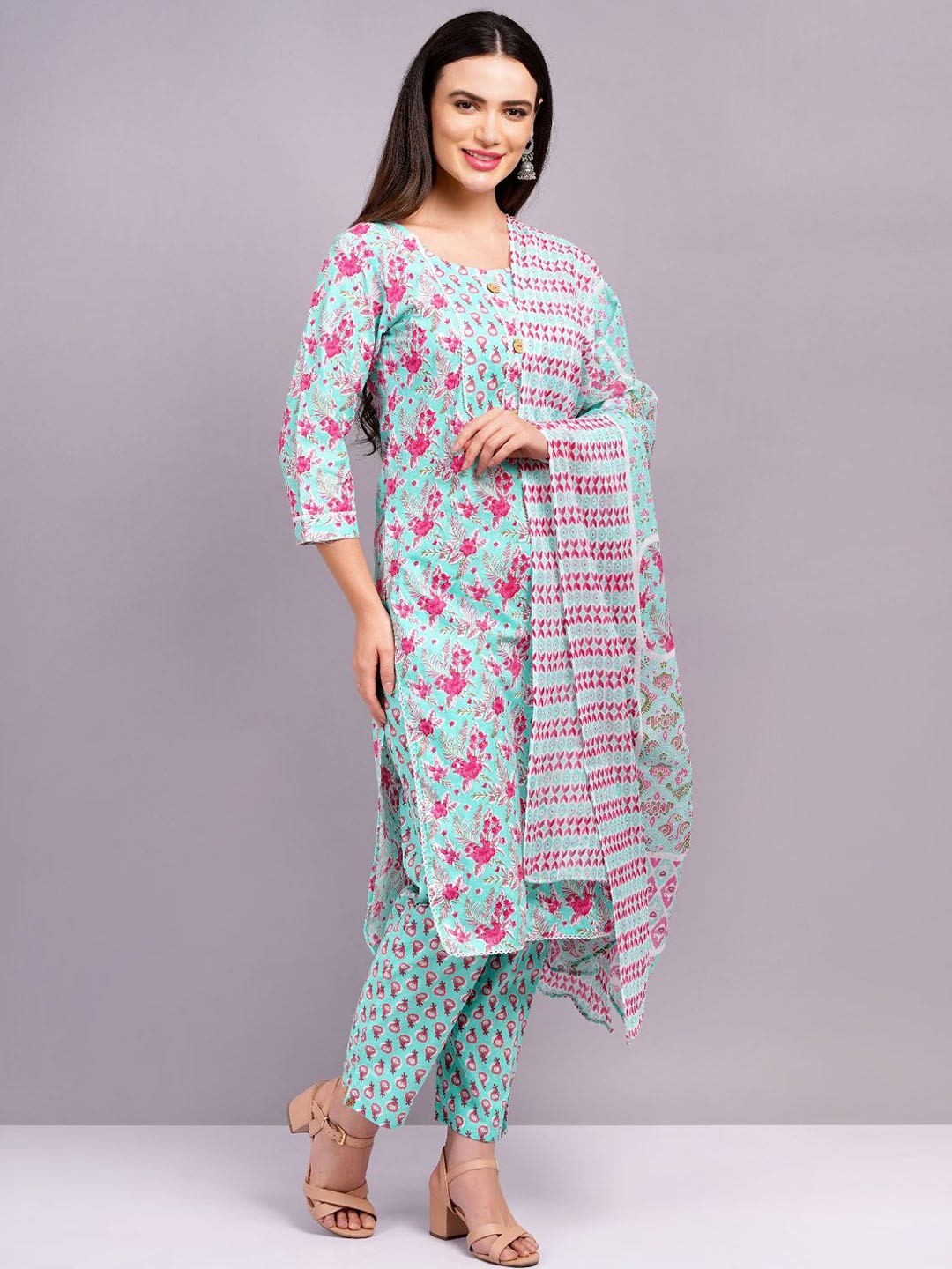 JC4U Women Floral Printed Regular Thread Work Pure Cotton Kurta with Trousers & With Dupatta, Blue
JC4U Women Floral Printed Regular Thread Work Pure Cotton Kurta with Trousers & With Dupatta, Blue