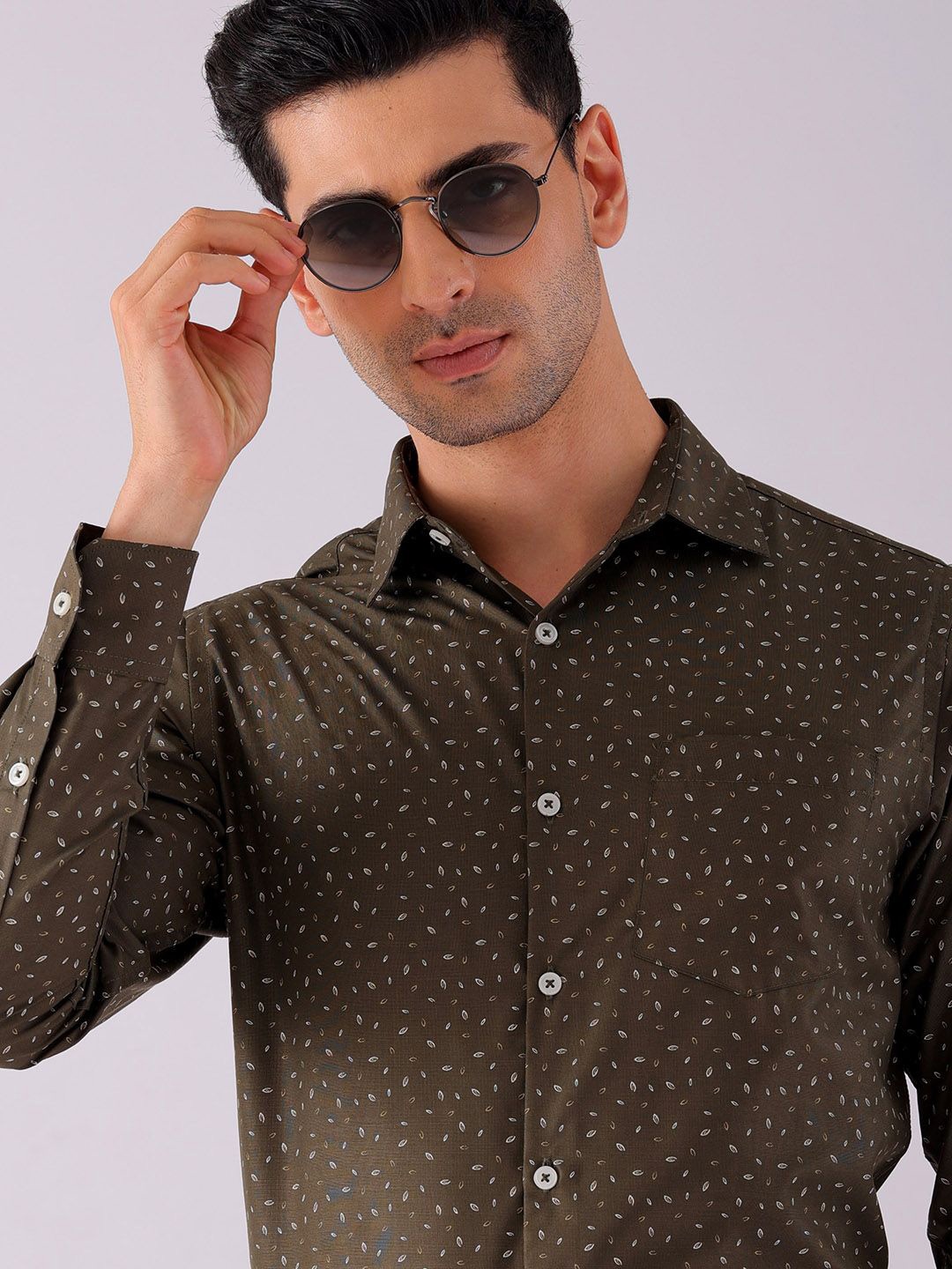 The Indian Garage Co. X Luxe Men Spread Collar Micro Ditsy Printed Slim Fit Formal Shirt, Olive
The Indian Garage Co. X Luxe Men Spread Collar Micro Ditsy Printed Slim Fit Formal Shirt, Olive