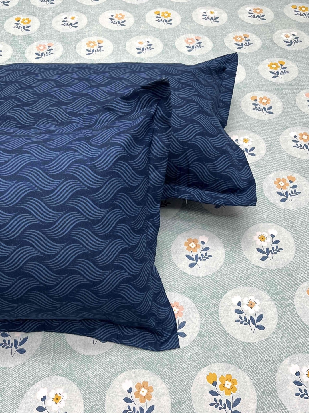 Pure Decor King Size Double Bed Bedsheet With 2 Pillow Covers 108in X 108in,274cm X 274cms, Blue
Pure Decor King Size Double Bed Bedsheet With 2 Pillow Covers 108in X 108in,274cm X 274cms, Blue