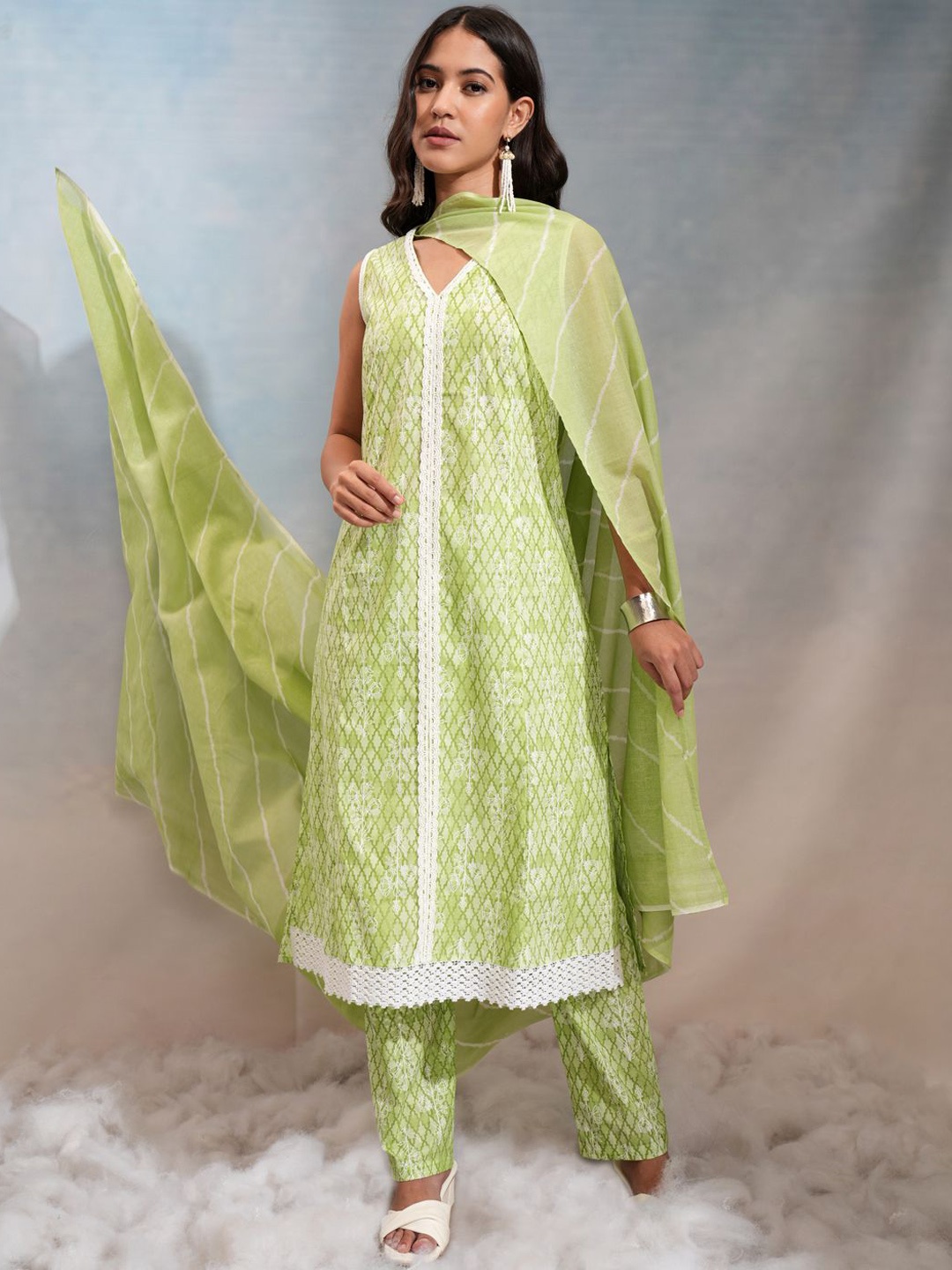 Vishudh Floral Printed Sleveless Pure Cotton A Line Kurta & Trousers With Dupatta, Green
Vishudh Floral Printed Sleveless Pure Cotton A Line Kurta & Trousers With Dupatta, Green