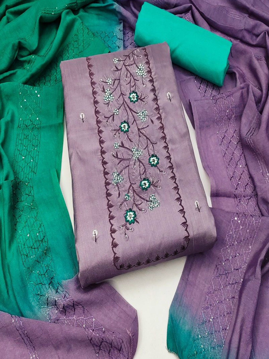 KRITVA FASHION Ethnic Motifs Embroidered Jute Cotton Unstitched Dress Material, Purple
KRITVA FASHION Ethnic Motifs Embroidered Jute Cotton Unstitched Dress Material, Purple
