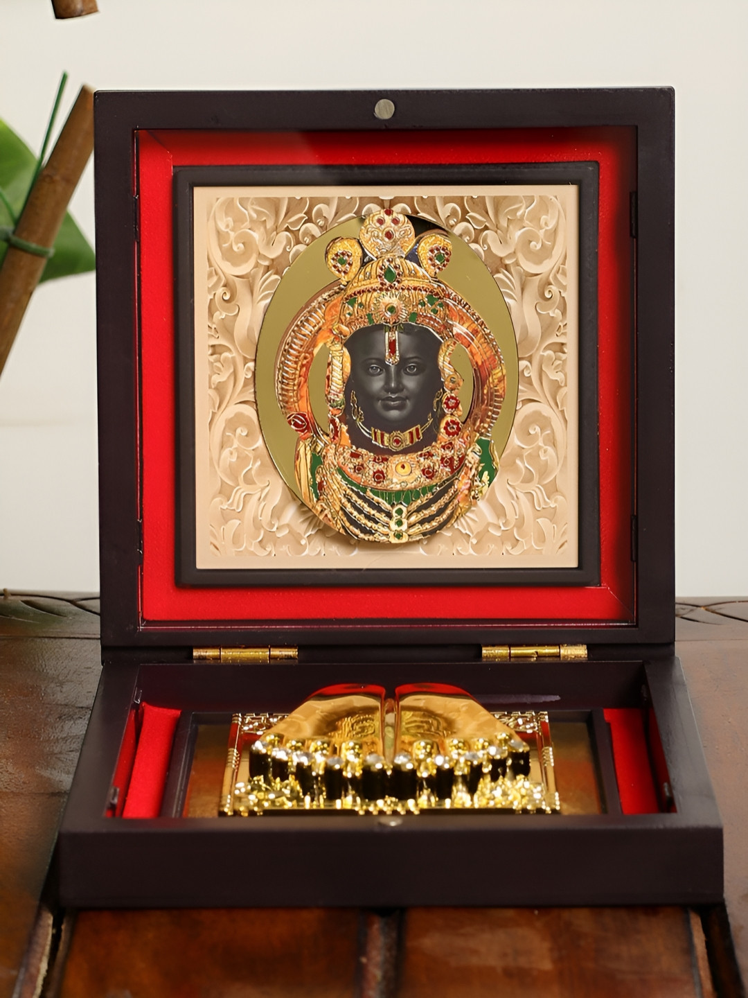 INTERNATIONAL GIFT Gold Toned & Red Acrylic Shree Ram Charan Paduka Religious Foot Prints
INTERNATIONAL GIFT Gold Toned & Red Acrylic Shree Ram Charan Paduka Religious Foot Prints