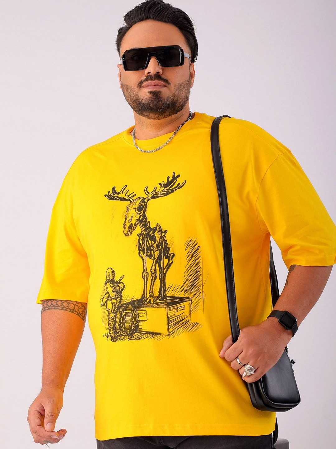 Hardsoda by The Indian Garage Co Men Plus Size Graphic Printed Round Neck Cotton Relaxed Fit T-shirt, Yellow
Hardsoda by The Indian Garage Co Men Plus Size Graphic Printed Round Neck Cotton Relaxed Fit T-shirt, Yellow