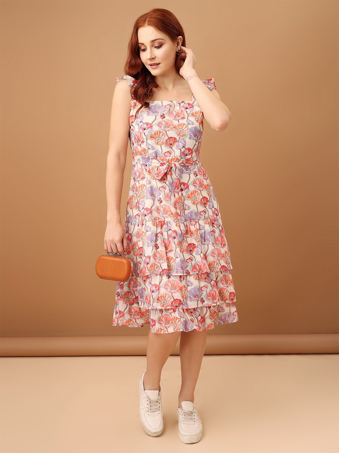 Amarasha women Floral Print Shoulder Straps Square Neck Georgette Fit & Flare Midi Dress, Off white
Amarasha women Floral Print Shoulder Straps Square Neck Georgette Fit & Flare Midi Dress, Off white