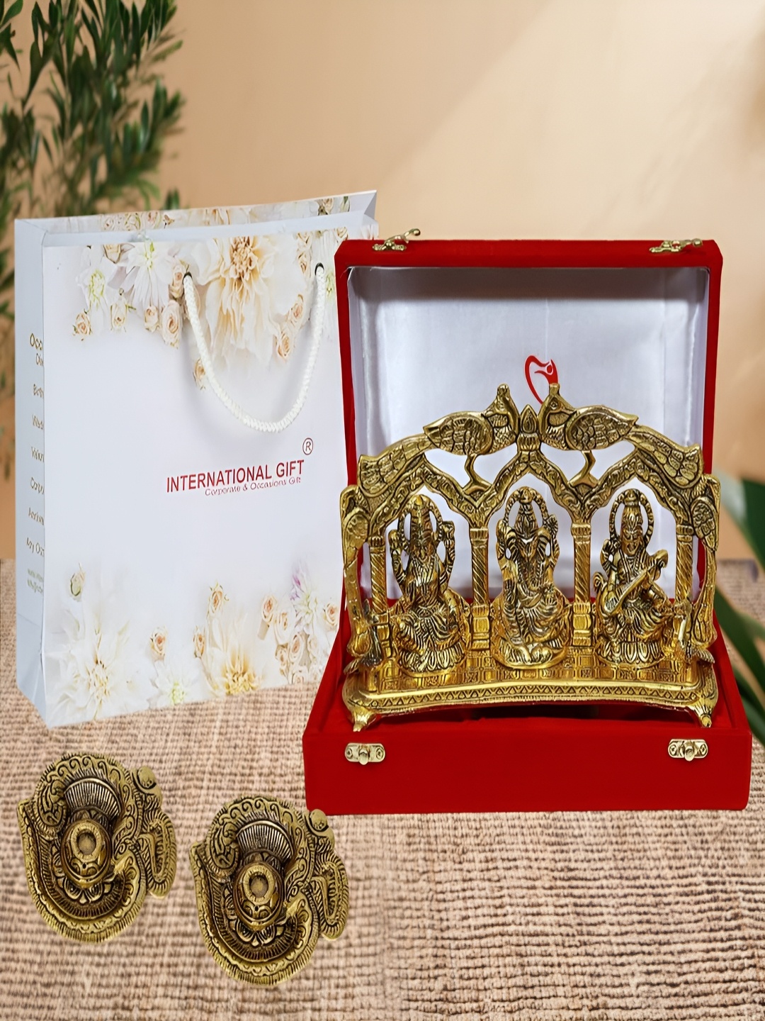 INTERNATIONAL GIFT GoldToned & Red 3 Pcs Laxmi Ganesha Saraswati God Idol Home Gift Sets, Gold
INTERNATIONAL GIFT GoldToned & Red 3 Pcs Laxmi Ganesha Saraswati God Idol Home Gift Sets, Gold