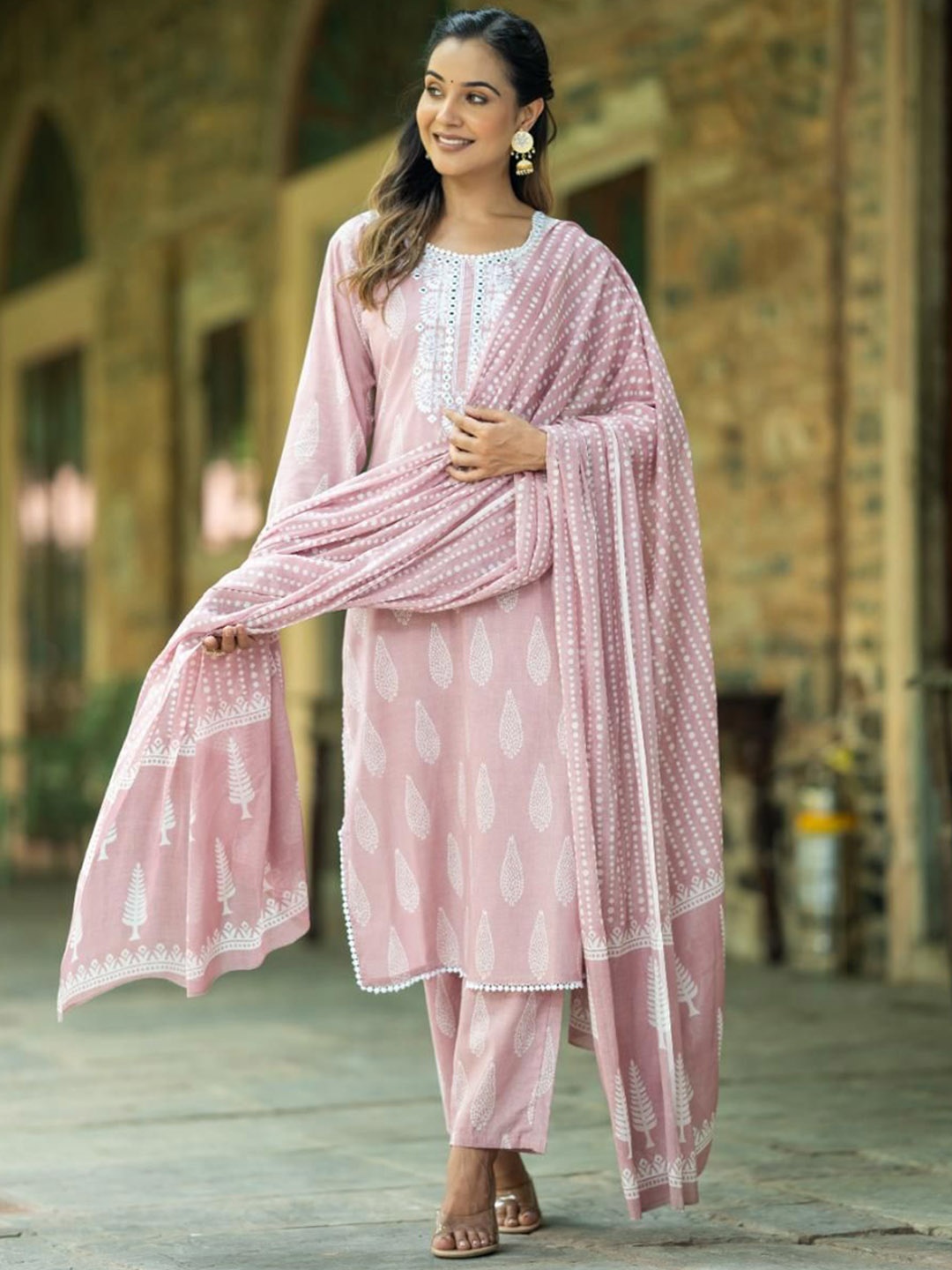 KALINI Floral Printed Thread Work Pure Cotton Straight Kurta with Trousers & Dupatta, Pink
KALINI Floral Printed Thread Work Pure Cotton Straight Kurta with Trousers & Dupatta, Pink