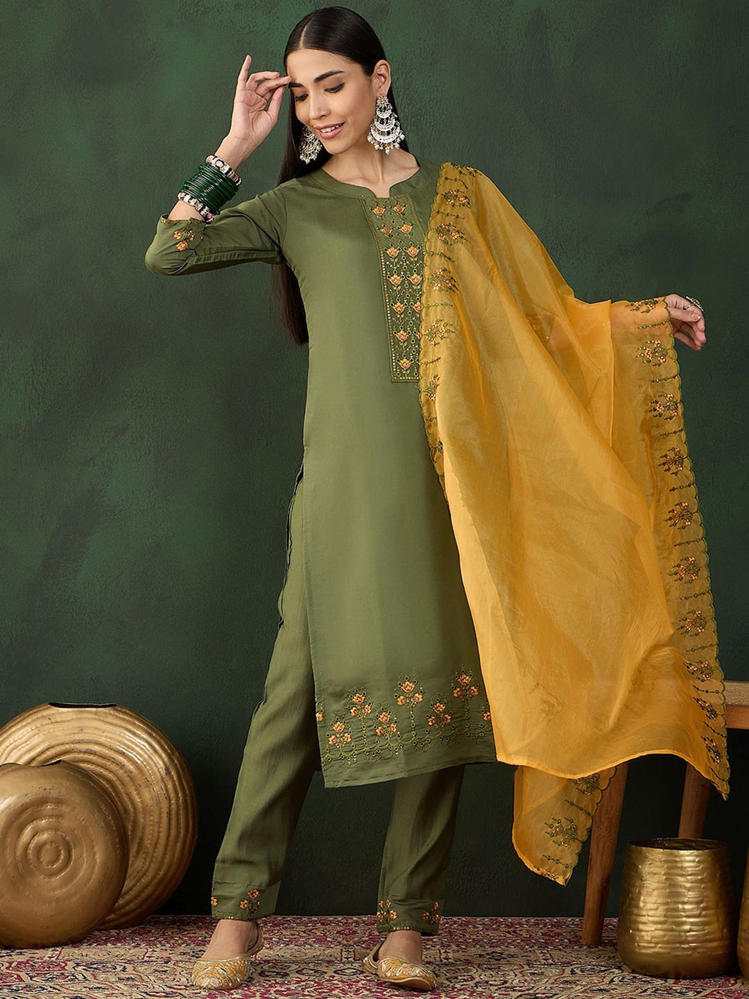Sangria Floral Yoke Design Regular Pure Cotton Straight Kurta With Trouser & Dupatta, Green
Sangria Floral Yoke Design Regular Pure Cotton Straight Kurta With Trouser & Dupatta, Green