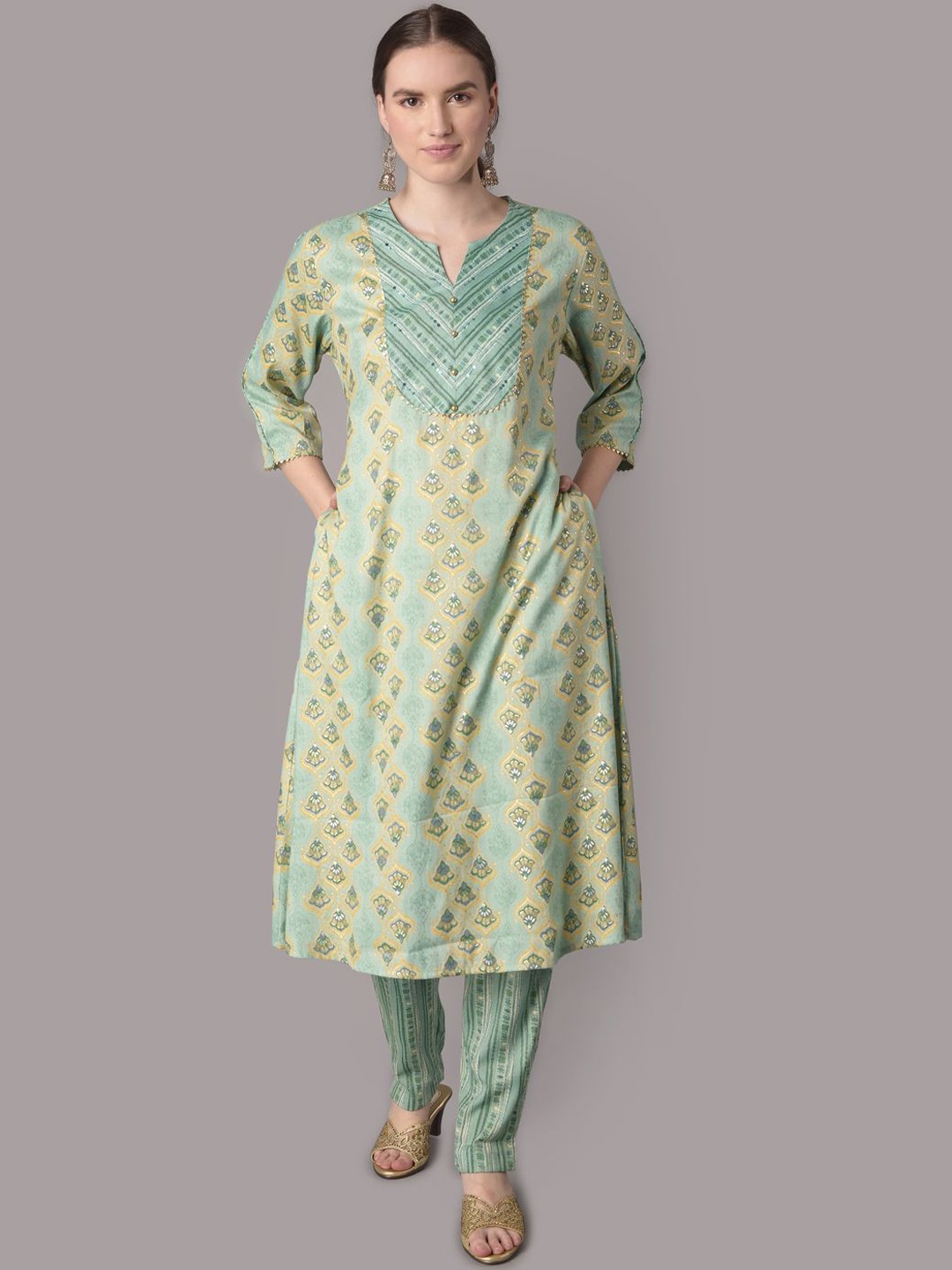 Shree Floral Printed Regular Liva Gotta Patti A-Line Kurta with Trousers, Turquoise blue
Shree Floral Printed Regular Liva Gotta Patti A-Line Kurta with Trousers, Turquoise blue