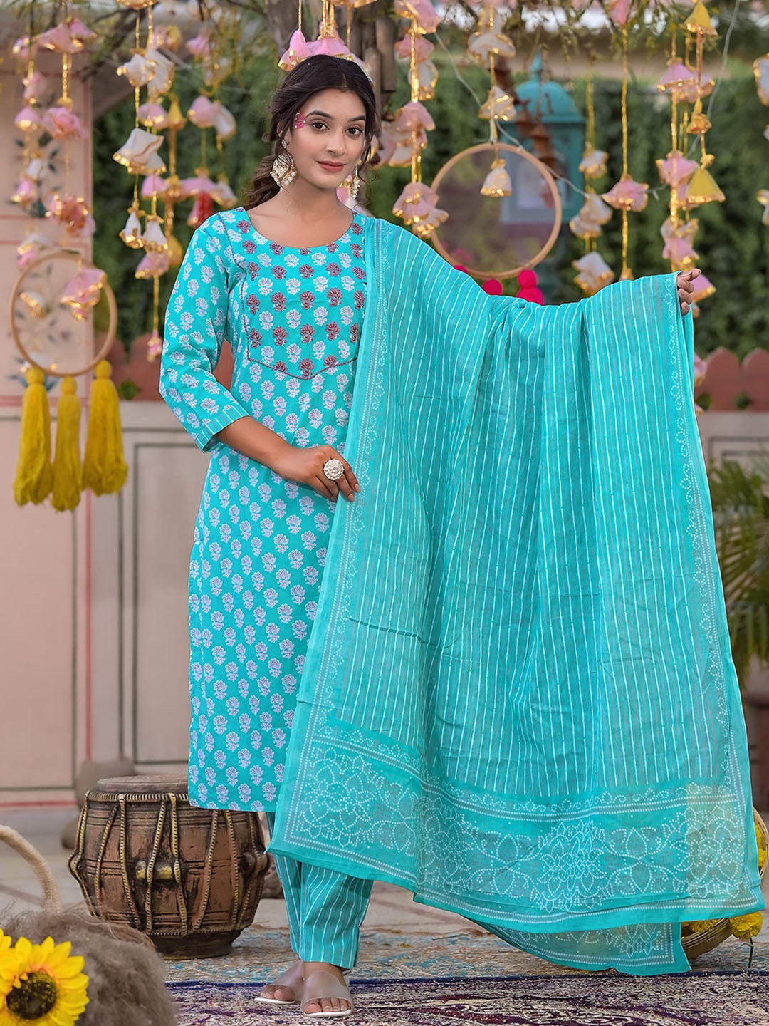 Benaaz Ethnic Motifs Embroidered Pure Cotton Straight Kurta With Trousers & Dupatta, Turquoise blue
Benaaz Ethnic Motifs Embroidered Pure Cotton Straight Kurta With Trousers & Dupatta, Turquoise blue