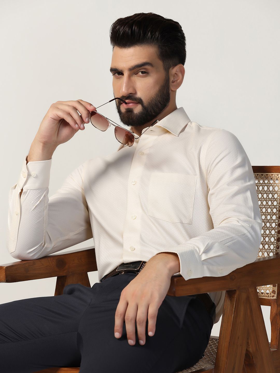 Blackberrys Men India Slim Cutaway Collar Textured Solid Cotton Slim Fit Casual Shirt, Yellow
Blackberrys Men India Slim Cutaway Collar Textured Solid Cotton Slim Fit Casual Shirt, Yellow