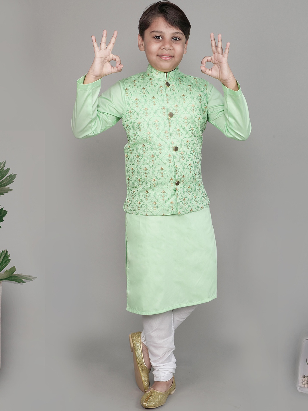Little Clothings Boys Straight Thread Work Cotton Silk Kurta with Churidar & Nehru Jacket, Green
Little Clothings Boys Straight Thread Work Cotton Silk Kurta with Churidar & Nehru Jacket, Green