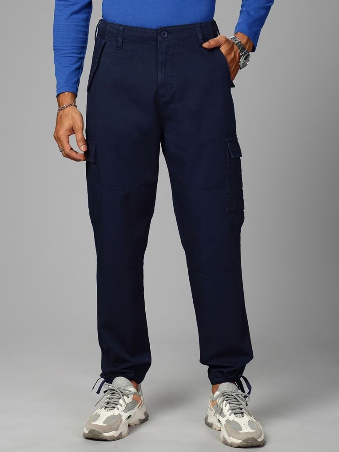British Club Men Comfort Slim Fit Low-Rise Pure Cotton Cargo Trousers, Navy blue
British Club Men Comfort Slim Fit Low-Rise Pure Cotton Cargo Trousers, Navy blue