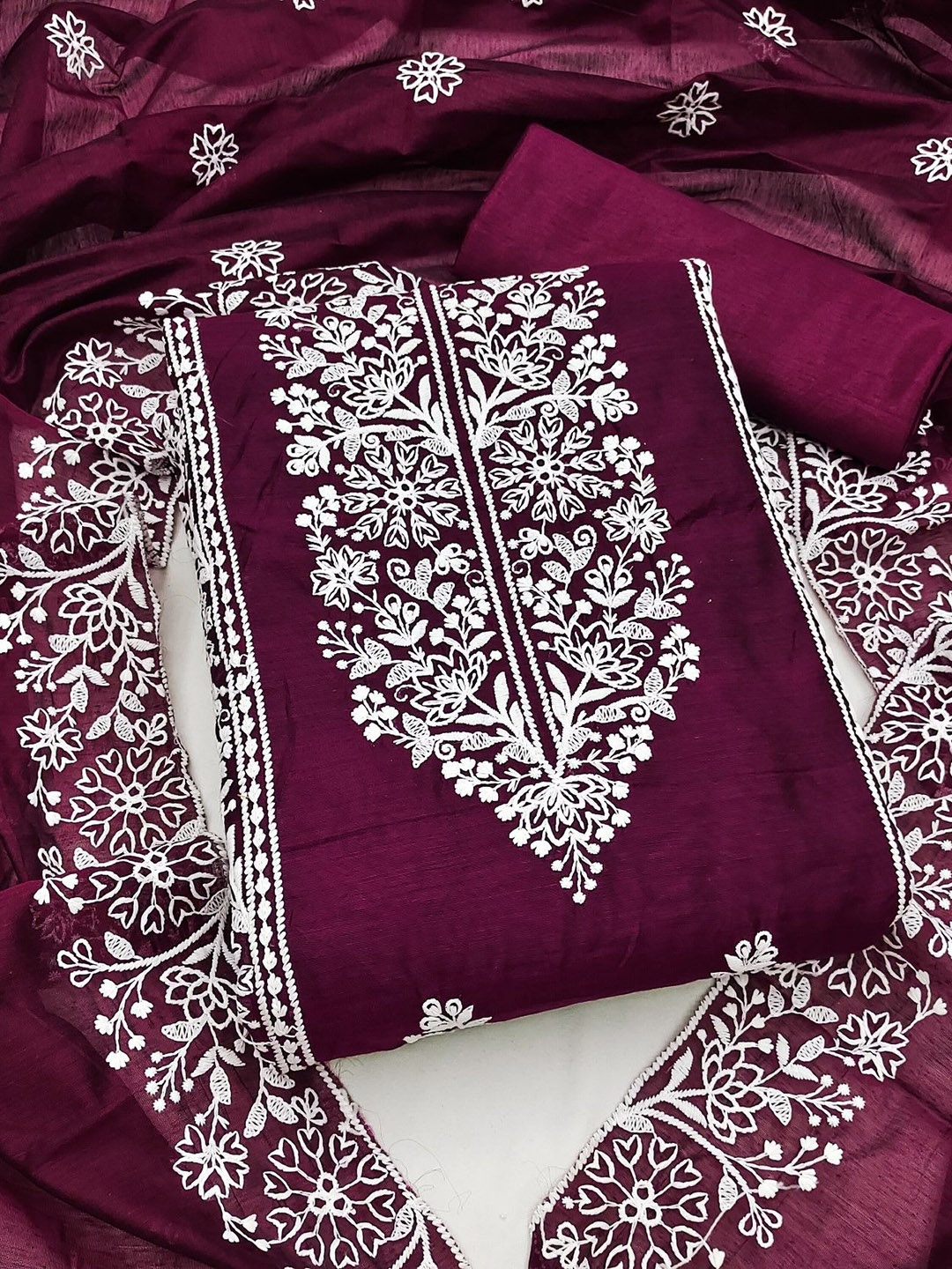 LeeliPeeri Designer Floral Embroidered Chanderi Cotton Unstitched Dress Material, Purple
LeeliPeeri Designer Floral Embroidered Chanderi Cotton Unstitched Dress Material, Purple