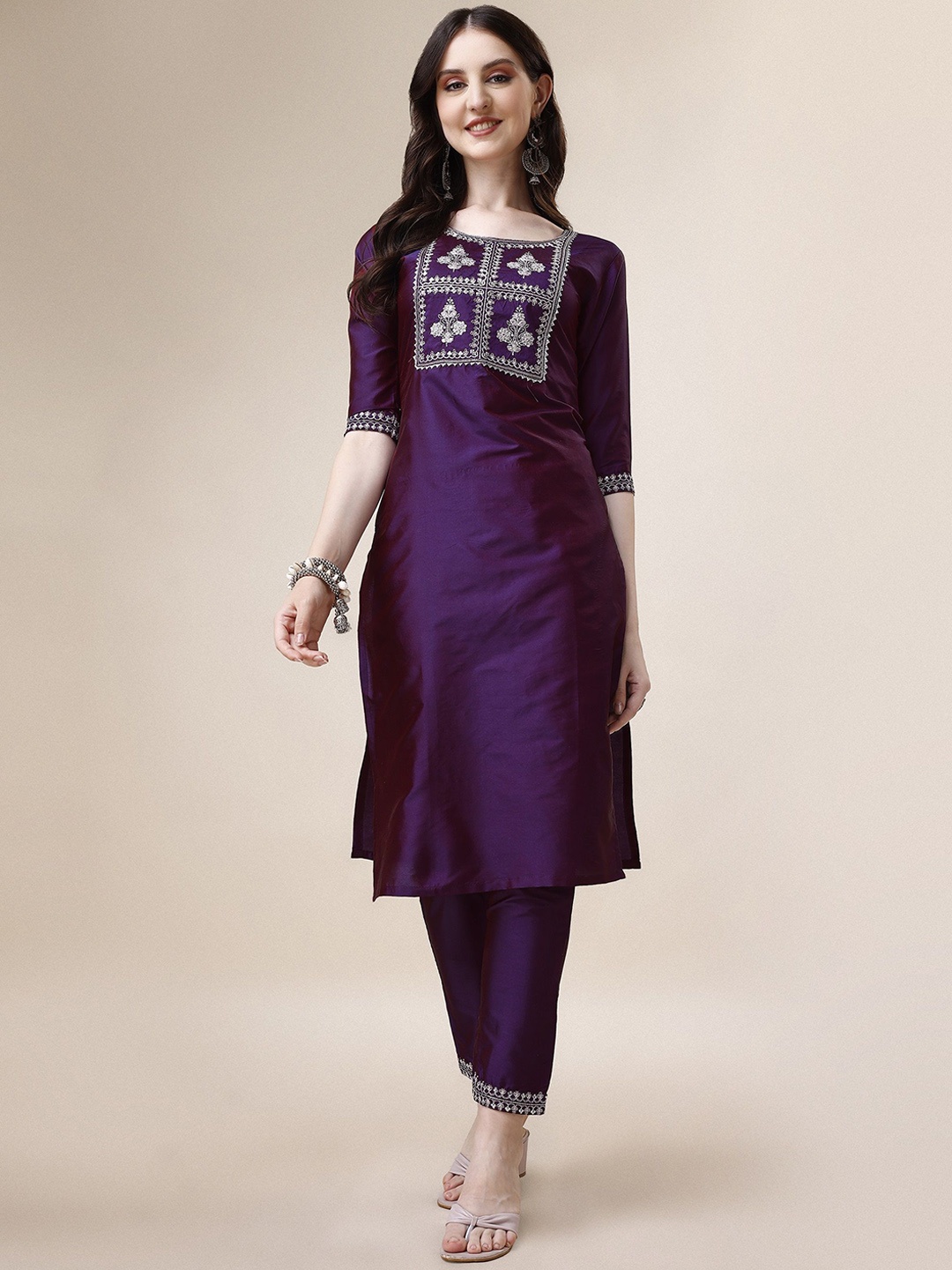 AYUKTA INTERNATIONAL Floral Yoke Design Round Neck Art Silk Straight Kurta with Trousers, Purple
AYUKTA INTERNATIONAL Floral Yoke Design Round Neck Art Silk Straight Kurta with Trousers, Purple