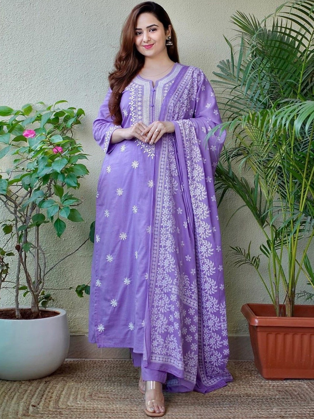 Shriji fashion Floral Embroidered Thread Work Pure Cotton Kurta With Trousers & Dupatta, Purple
Shriji fashion Floral Embroidered Thread Work Pure Cotton Kurta With Trousers & Dupatta, Purple