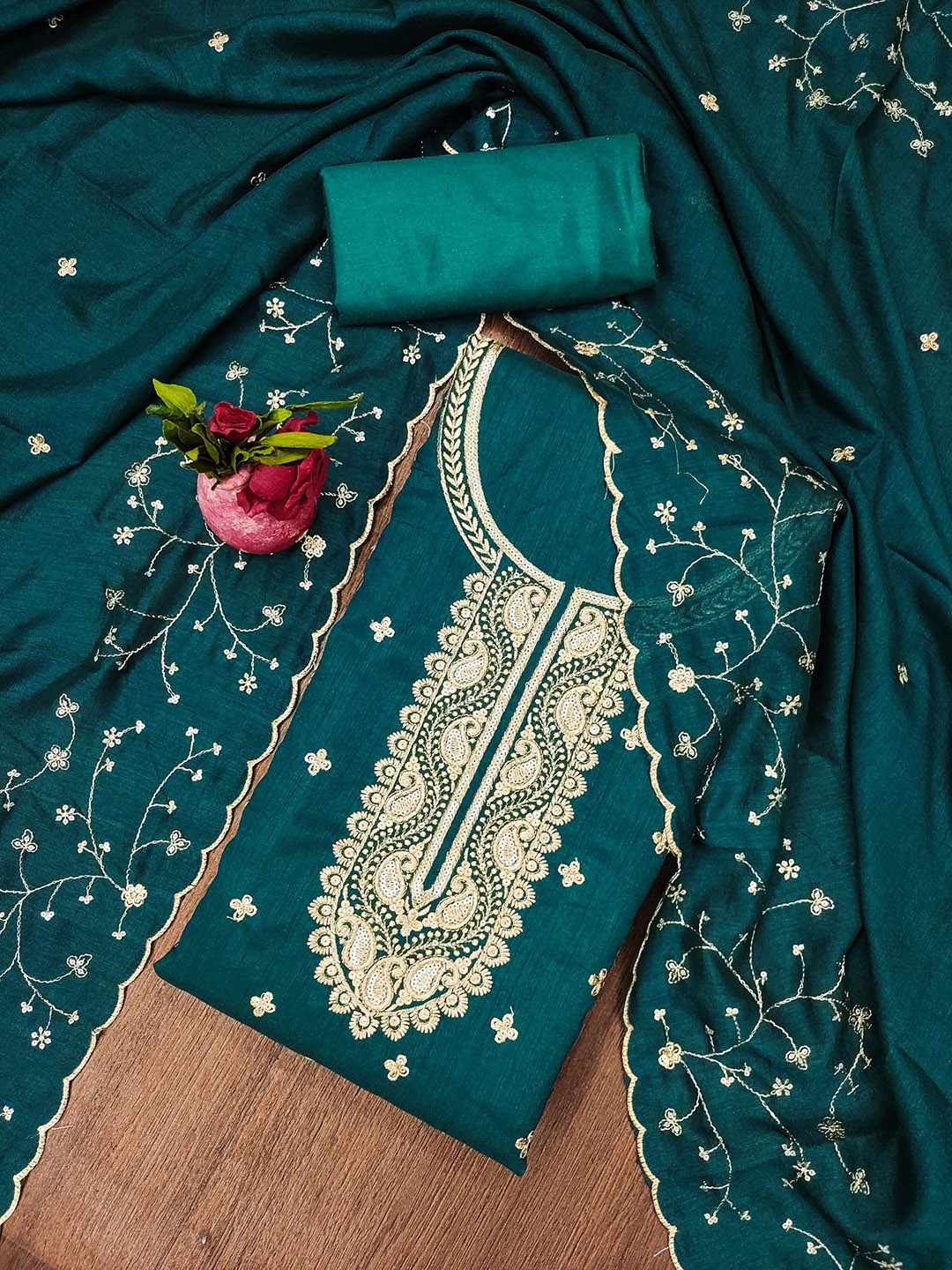 LeeliPeeri Designer Floral Embroidered Sequinned Vichitra Cotton Unstitched Dress Material, Teal
LeeliPeeri Designer Floral Embroidered Sequinned Vichitra Cotton Unstitched Dress Material, Teal