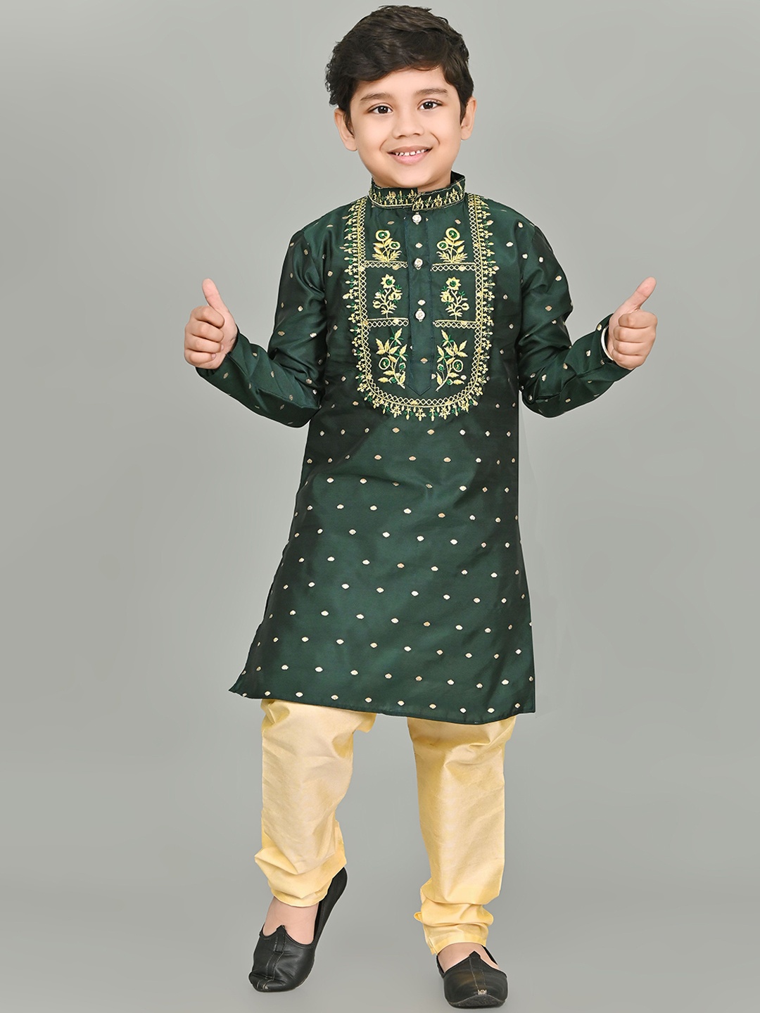 NFC CREATION Boys Floral Embroidered Mandarin Collar Dupion Silk Kurta with Pyjama, Green
NFC CREATION Boys Floral Embroidered Mandarin Collar Dupion Silk Kurta with Pyjama, Green