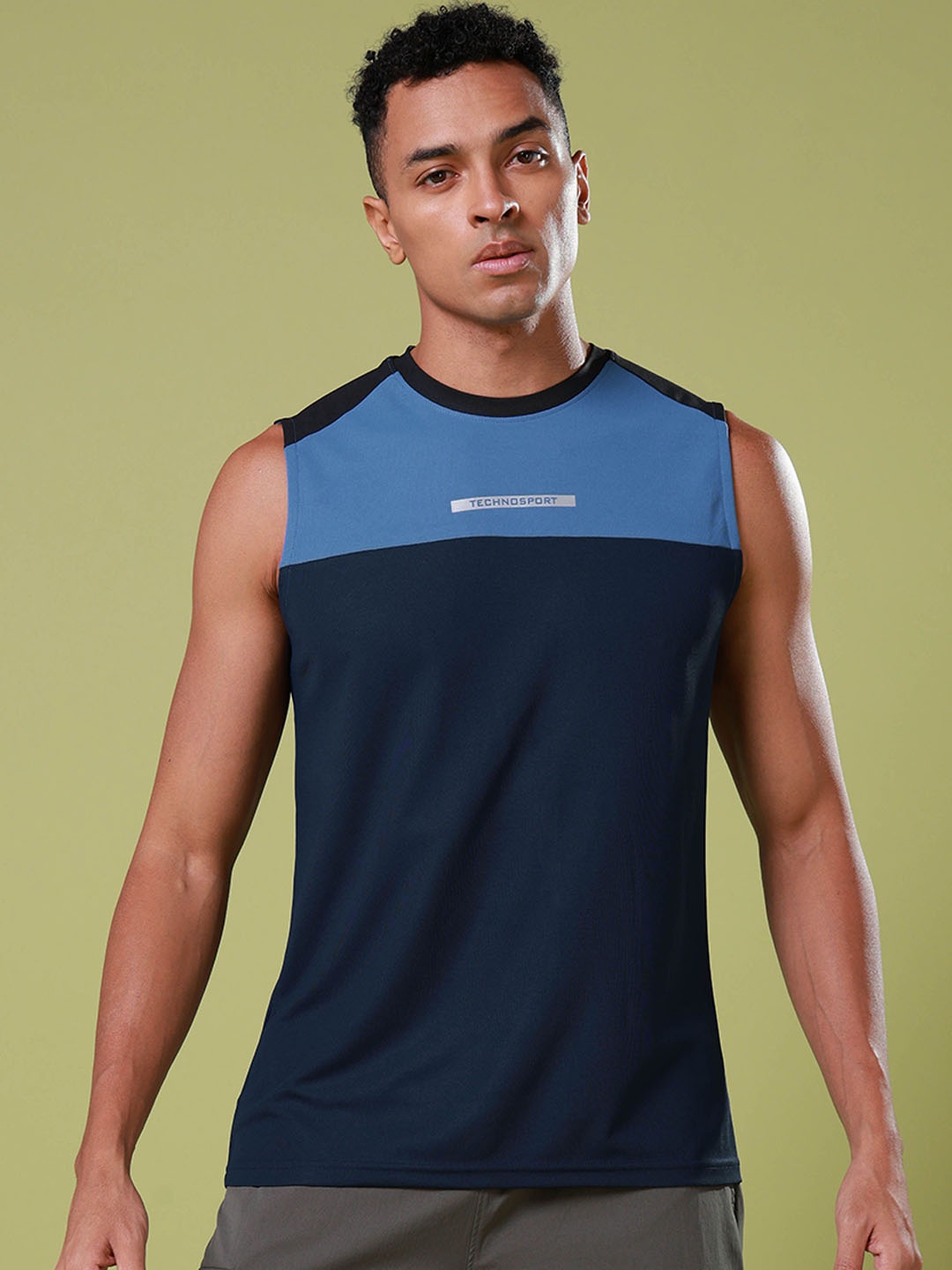Technosport Colorblock Slim Fit Round Neck Sports Innerwear Vest with MATPIQ, Navy blue
Technosport Colorblock Slim Fit Round Neck Sports Innerwear Vest with MATPIQ, Navy blue
