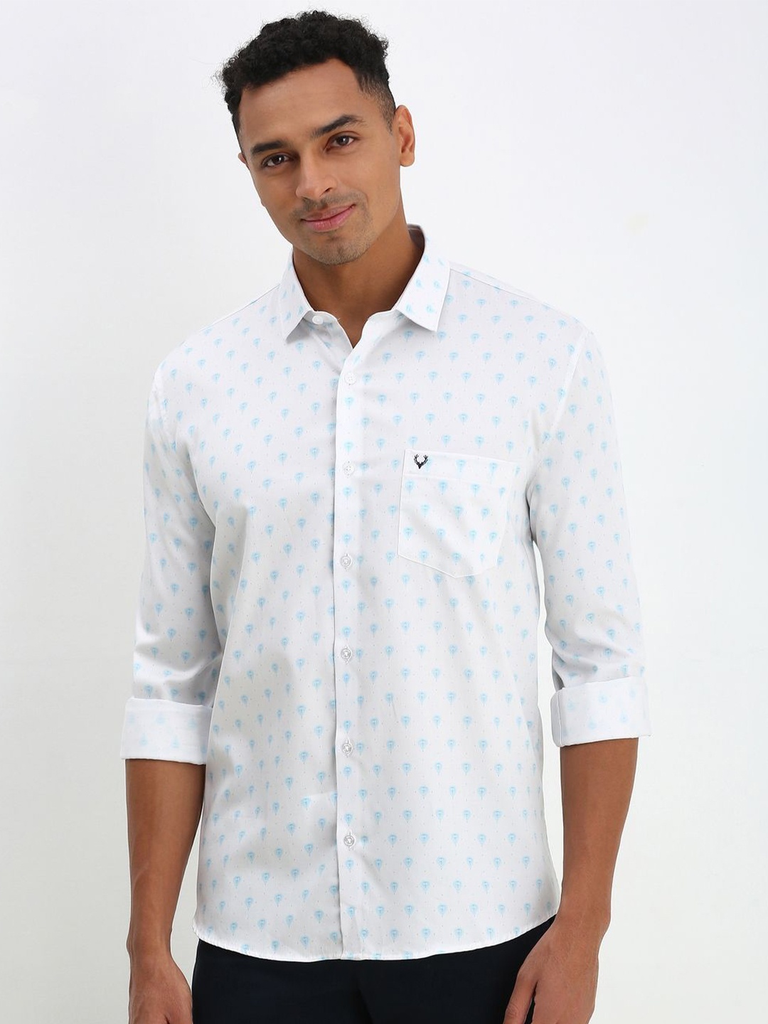 Allen Solly Men Spread Collar Conversational Printed Cotton Slim Fit Casual Shirt, White
Allen Solly Men Spread Collar Conversational Printed Cotton Slim Fit Casual Shirt, White