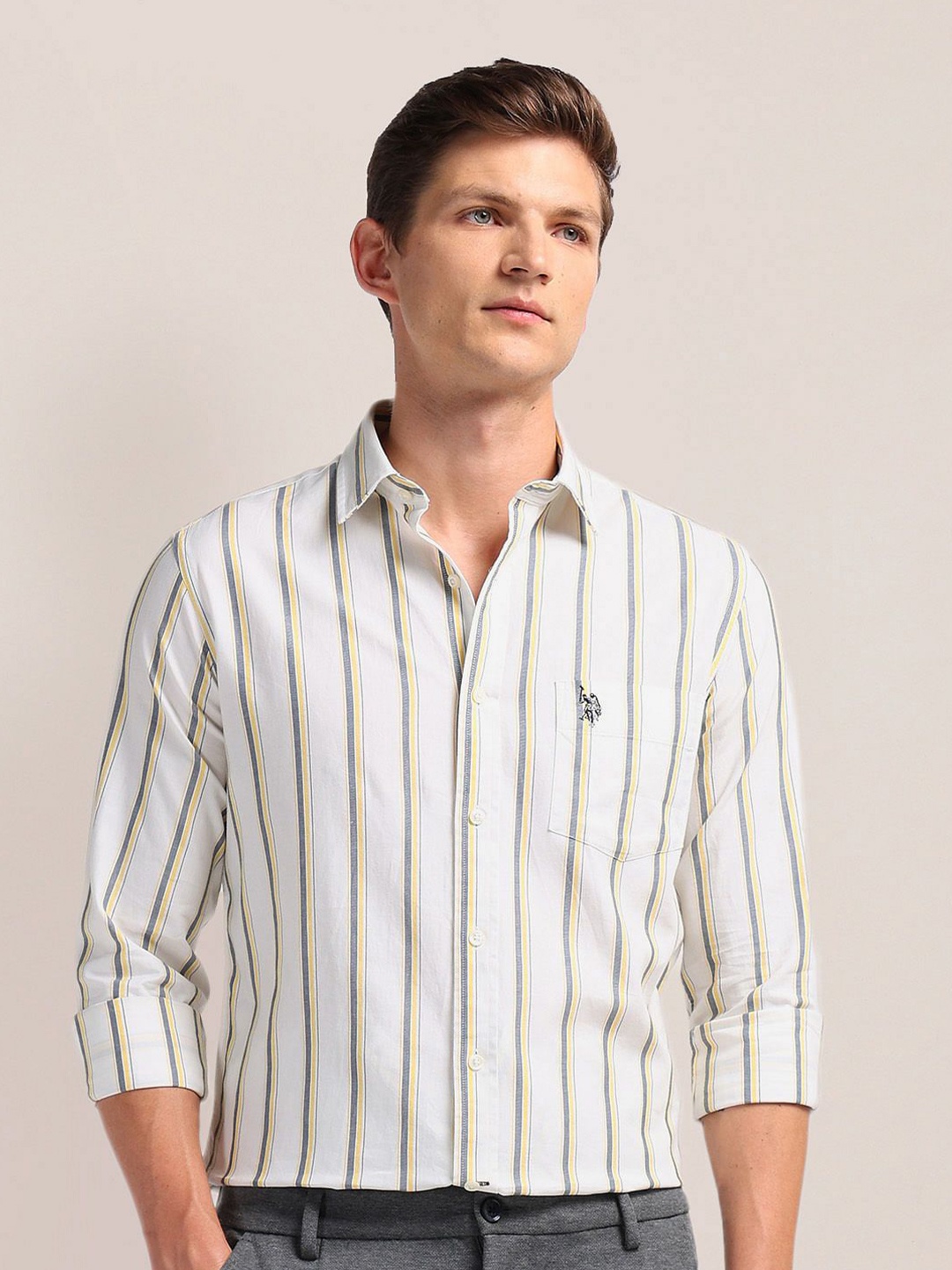 U.S. Polo Assn. Men Classic Spread Collar Vertical Striped Cotton Casual Shirt, White
U.S. Polo Assn. Men Classic Spread Collar Vertical Striped Cotton Casual Shirt, White