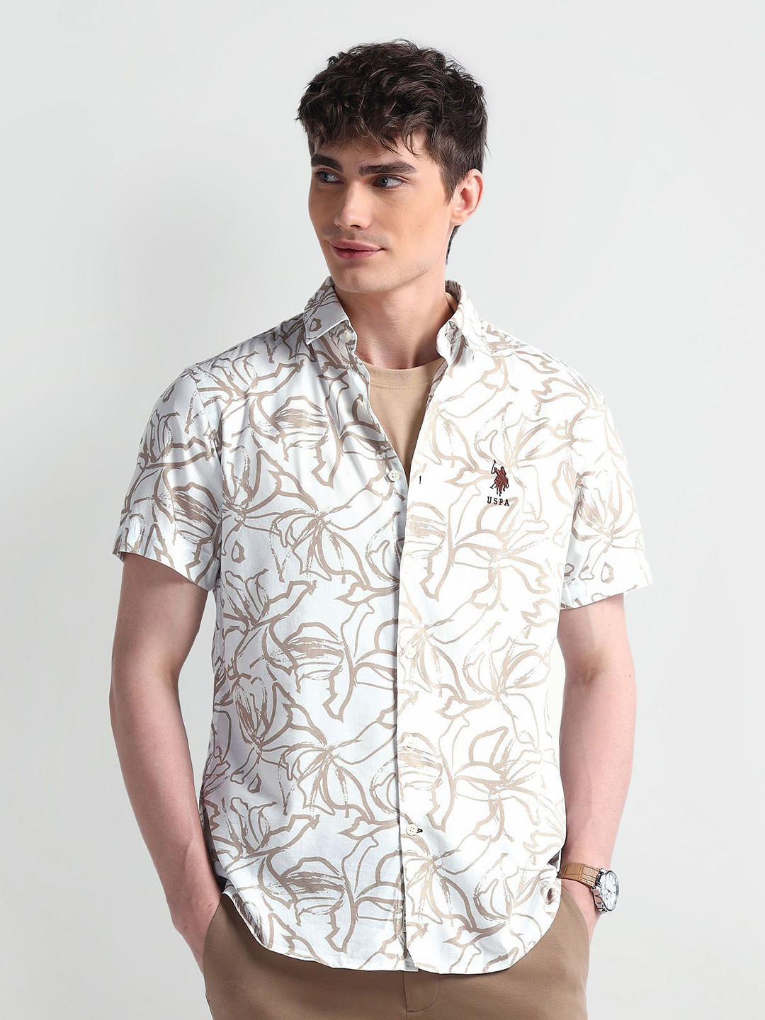 U.S. Polo Assn. Men Smart Spread Collar Abstract Printed Cotton Slim Fit Casual Shirt, Brown
U.S. Polo Assn. Men Smart Spread Collar Abstract Printed Cotton Slim Fit Casual Shirt, Brown