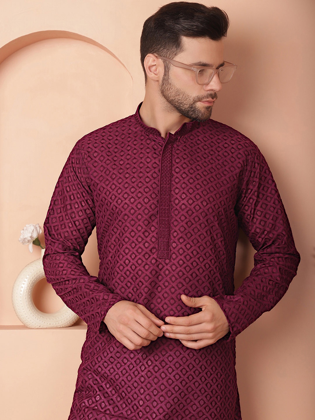 Jompers Geometric Embroidered Mandarin Collar Long Sleeves Thread Work Straight Kurta, Purple
Jompers Geometric Embroidered Mandarin Collar Long Sleeves Thread Work Straight Kurta, Purple