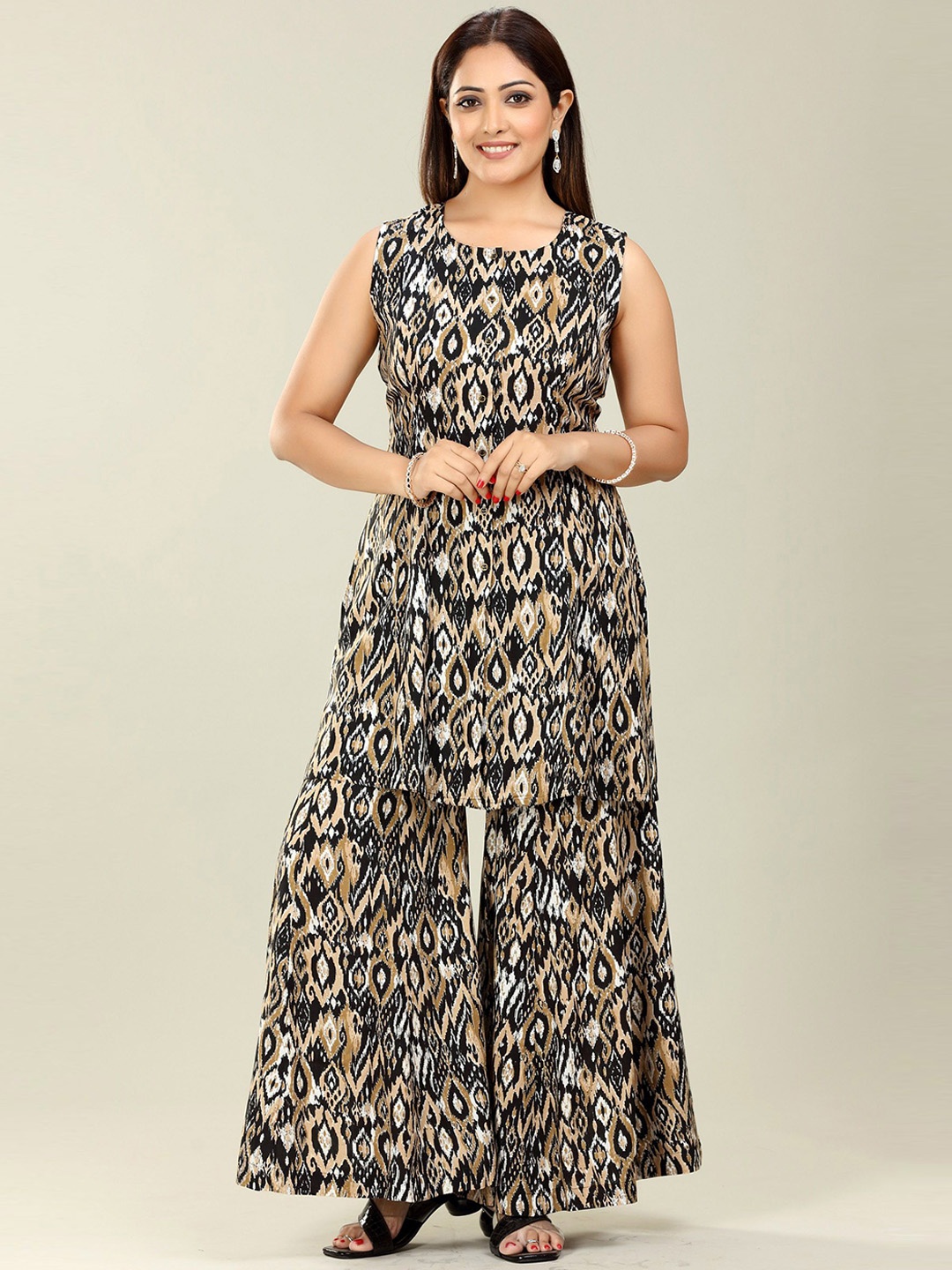 COTTON CULTURE Printed Round Neck Sleeveless Pure Cotton Kurta with Palazzo Co-Ords, Black
COTTON CULTURE Printed Round Neck Sleeveless Pure Cotton Kurta with Palazzo Co-Ords, Black
