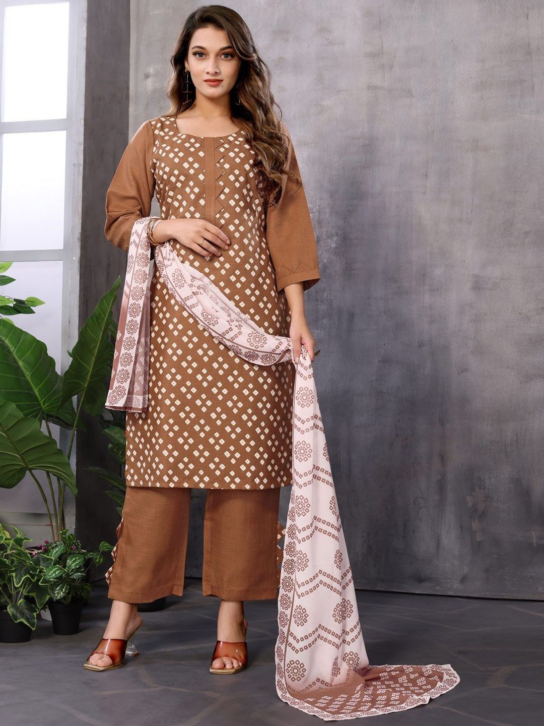 Titanium Silk Industries Geometric Printed Straight Kurta With Trouser & Dupatta, Brown
Titanium Silk Industries Geometric Printed Straight Kurta With Trouser & Dupatta, Brown