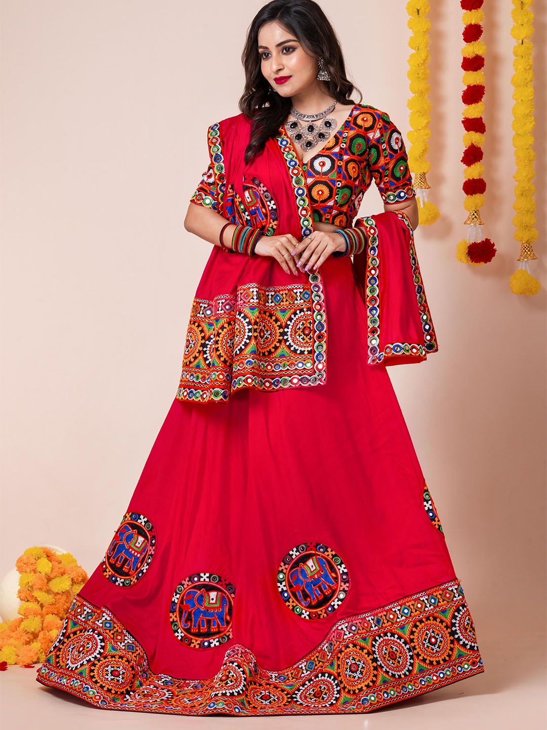 Roykals Embroidered Thread Work Semi-Stitched Lehenga & Unstitched Blouse With Dupatta, Red
Roykals Embroidered Thread Work Semi-Stitched Lehenga & Unstitched Blouse With Dupatta, Red