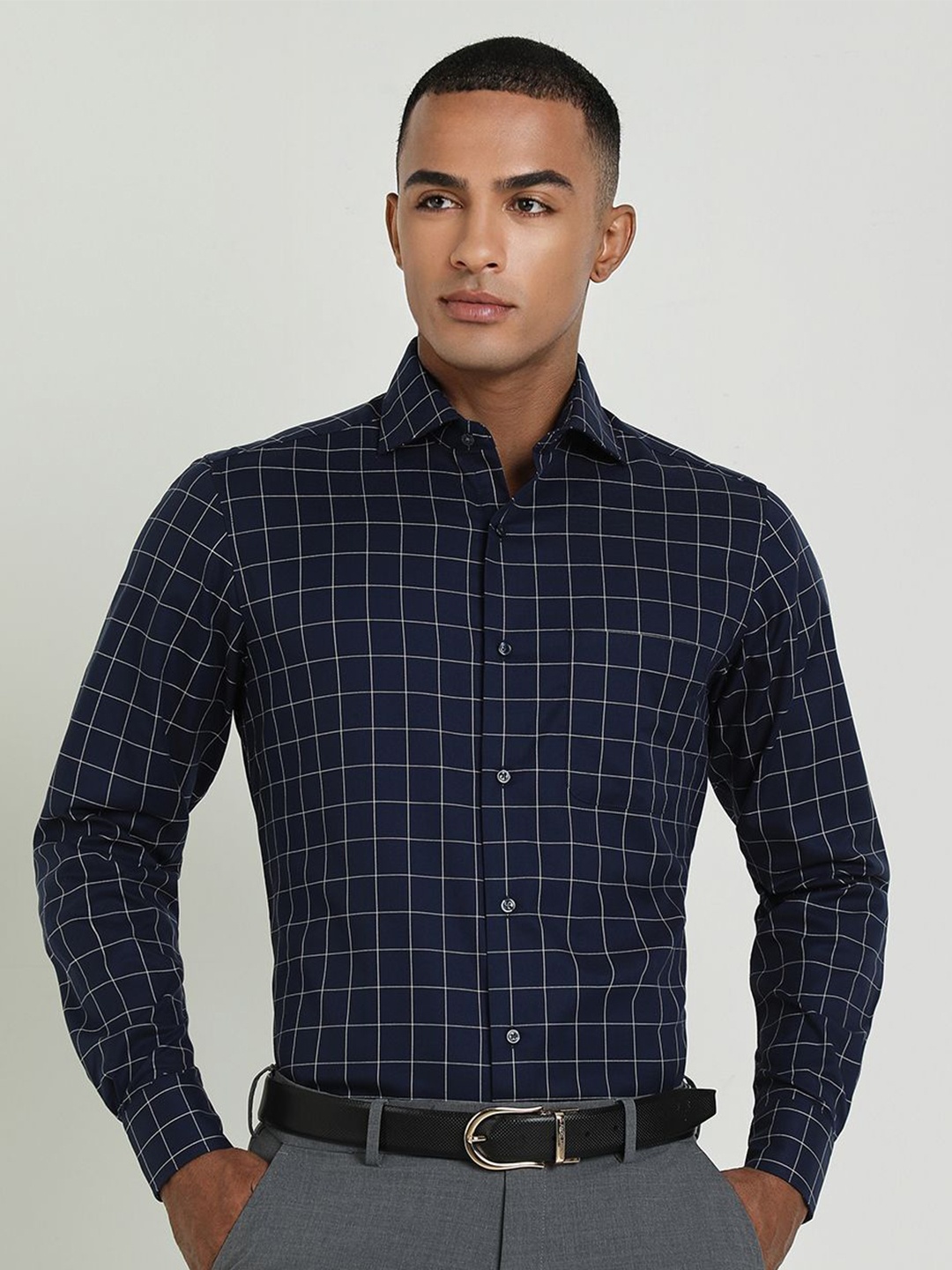 Allen Solly Sport Men Spread Collar Grid Tattersall Checked Cotton Formal Shirt, Navy blue
Allen Solly Sport Men Spread Collar Grid Tattersall Checked Cotton Formal Shirt, Navy blue