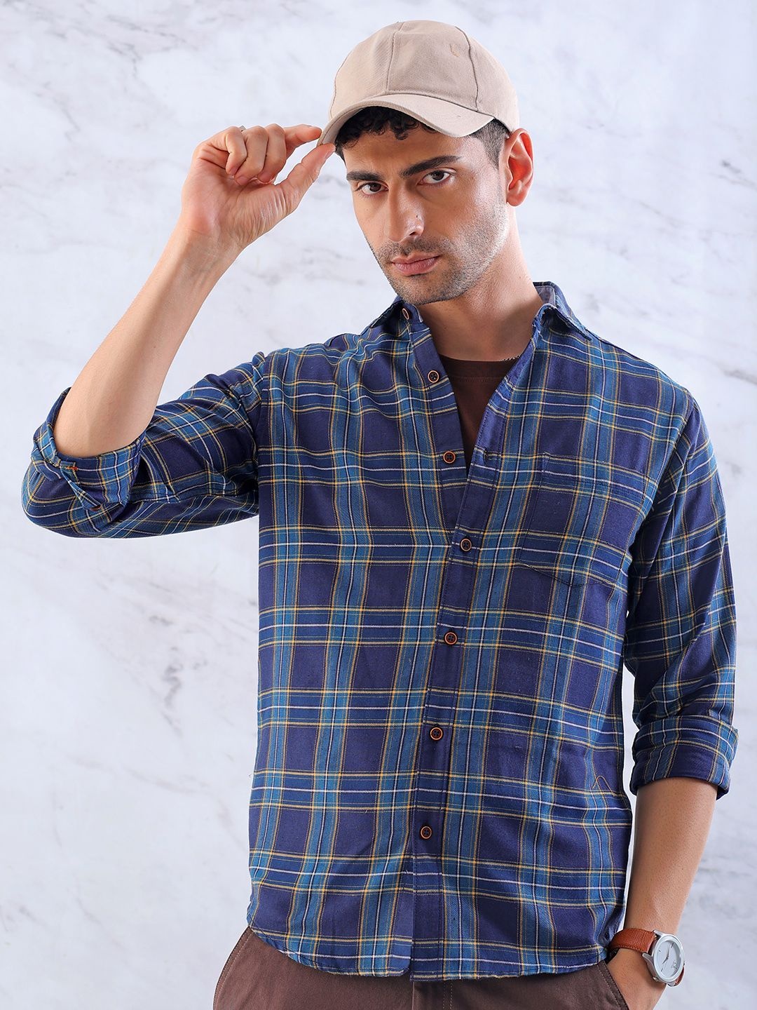 Hardsoda by The Indian Garage Co Men Spread Collar Tartan Checked Casual Shirt, Navy blue
Hardsoda by The Indian Garage Co Men Spread Collar Tartan Checked Casual Shirt, Navy blue