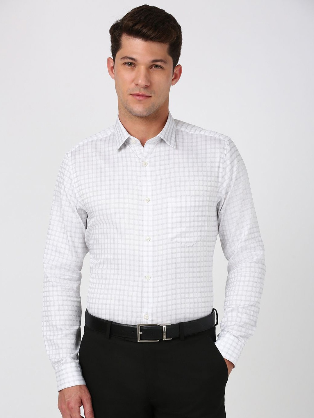 Peter England Elite Men Spread Collar Grid Tattersall Checked Cotton Slim Fit Formal Shirt, White
Peter England Elite Men Spread Collar Grid Tattersall Checked Cotton Slim Fit Formal Shirt, White