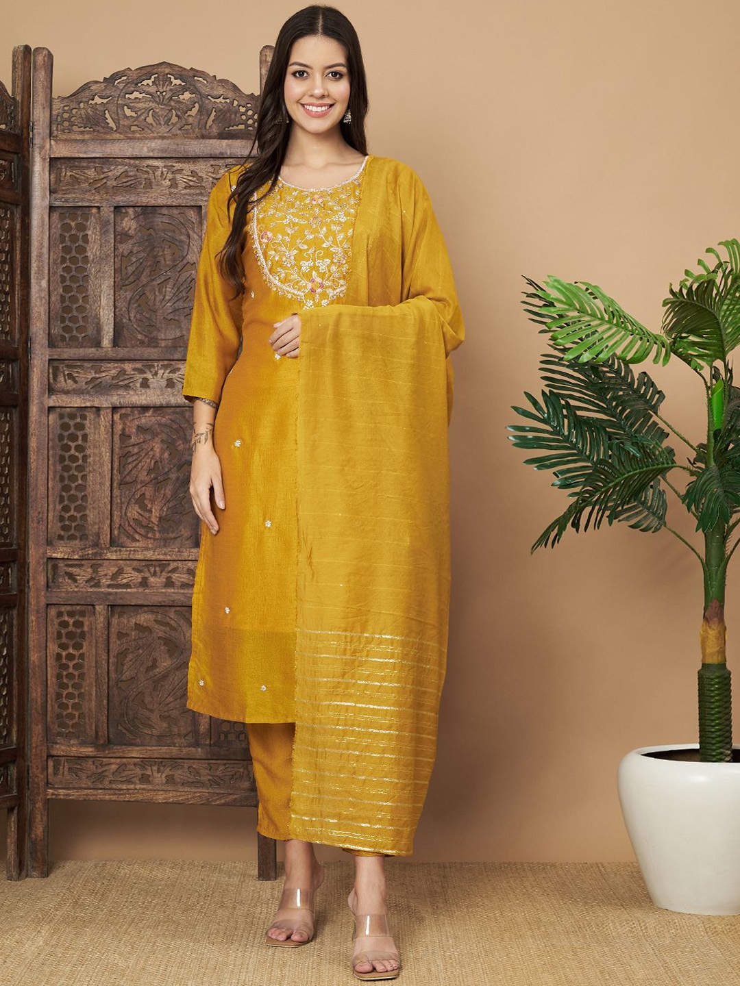 BAESD Floral Embroidered Thread Work Silk Georgette Straight Kurta with Pyjamas & Dupatta, Yellow
BAESD Floral Embroidered Thread Work Silk Georgette Straight Kurta with Pyjamas & Dupatta, Yellow