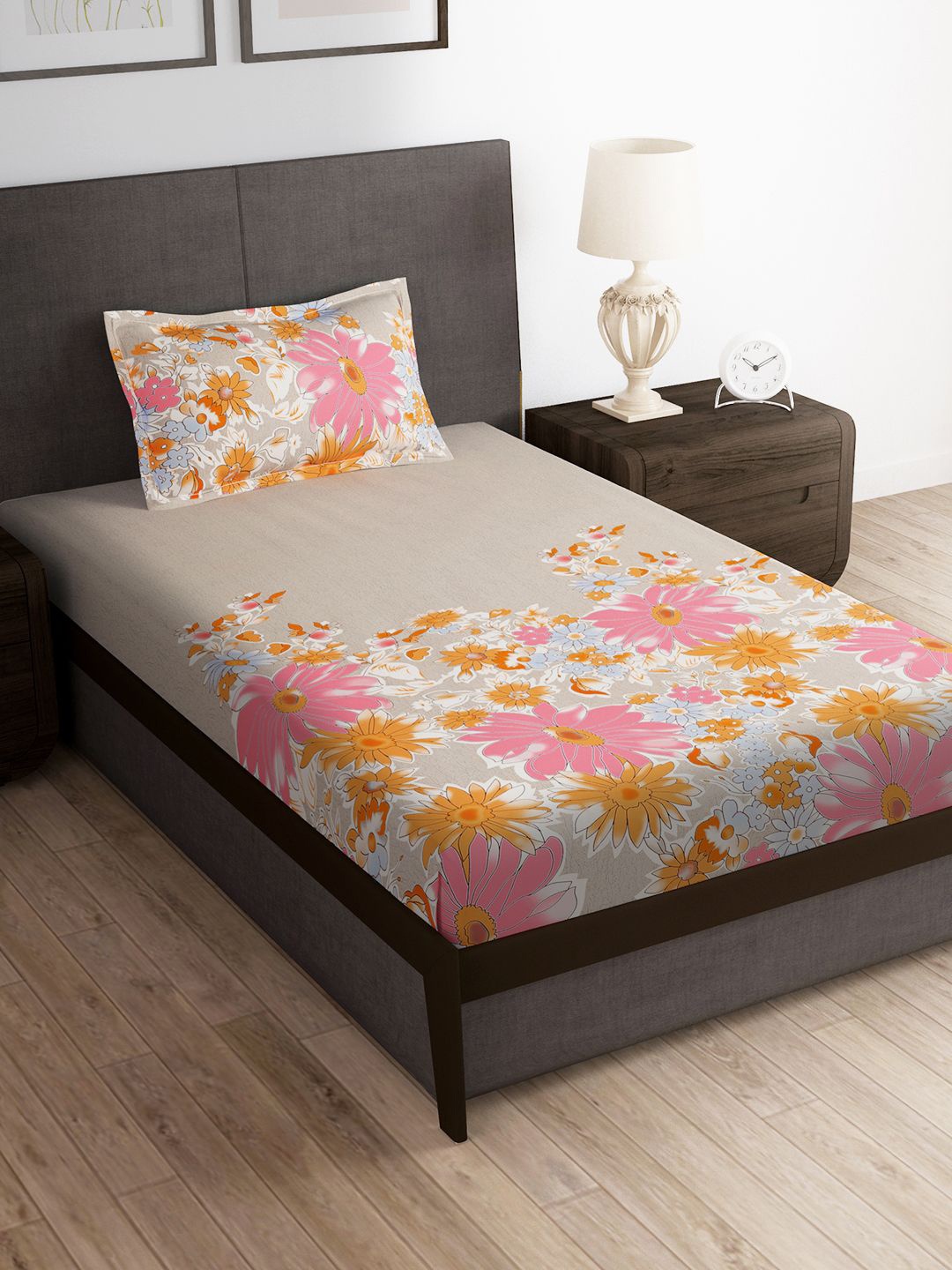 Story@home Beige & Pink Printed Microfiber 180 TC Single Bedsheet with 1 Pillow Cover
Story@home Beige & Pink Printed Microfiber 180 TC Single Bedsheet with 1 Pillow Cover