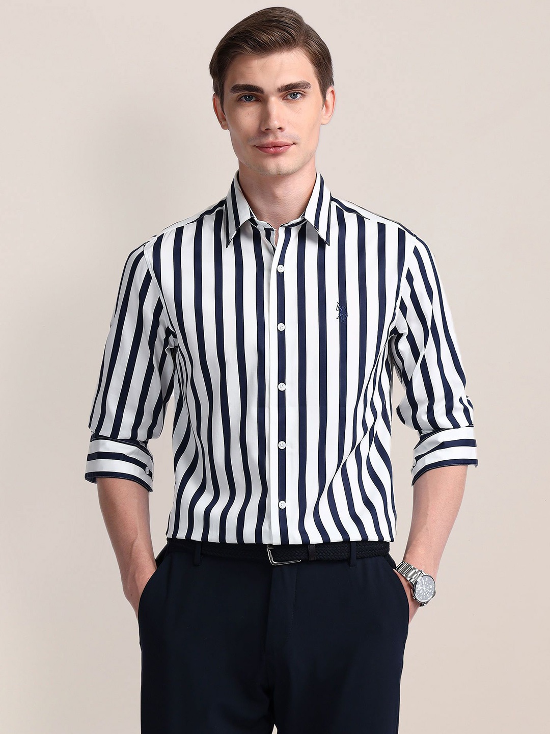 U.S. Polo Assn. Men Modern Spread Collar Striped Cotton Slim Fit Casual Shirt, White
U.S. Polo Assn. Men Modern Spread Collar Striped Cotton Slim Fit Casual Shirt, White