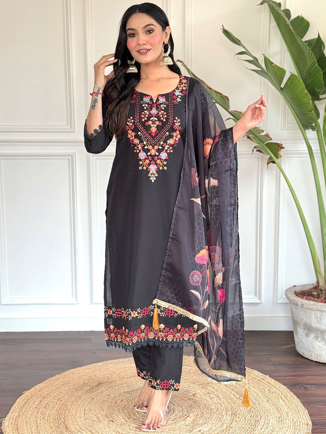 KALINI Floral Embroidered Thread Work Chanderi Silk Kurta with Trousers & Dupatta, Black
KALINI Floral Embroidered Thread Work Chanderi Silk Kurta with Trousers & Dupatta, Black
