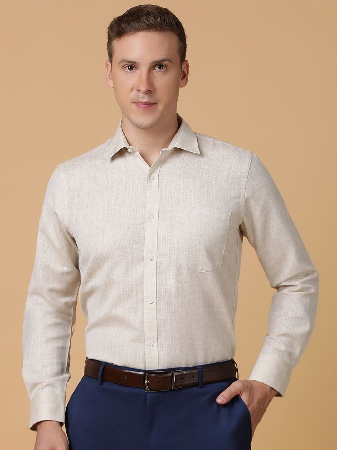 TABARD Men Spread Collar Solid Cotton Formal Shirt, Grey 
TABARD Men Spread Collar Solid Cotton Formal Shirt, Grey