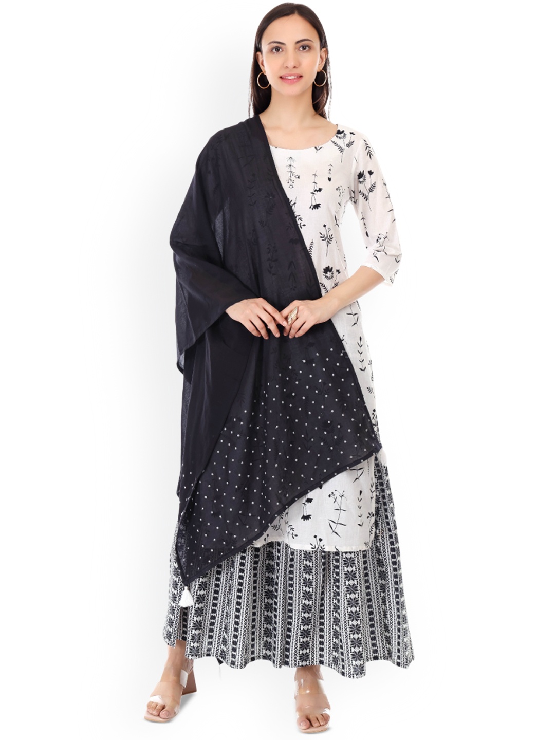 GRIVA Floral Printed Round Neck Pure Cotton Straight Kurta With Palazzos & Dupatta, White
GRIVA Floral Printed Round Neck Pure Cotton Straight Kurta With Palazzos & Dupatta, White