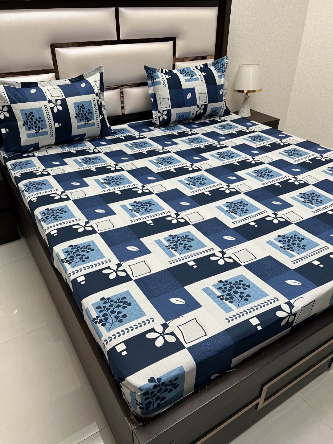 Pure Decor Passion Fur Blue Geometric 300 TC Cotton Queen Bedsheet with 2 Pillow Covers
Pure Decor Passion Fur Blue Geometric 300 TC Cotton Queen Bedsheet with 2 Pillow Covers