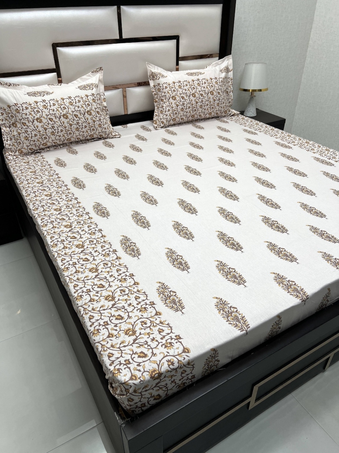 Pure Decor Brown & White Floral 400 TC Pure Cotton Queen Bedsheet with 2 Pillow Covers
Pure Decor Brown & White Floral 400 TC Pure Cotton Queen Bedsheet with 2 Pillow Covers