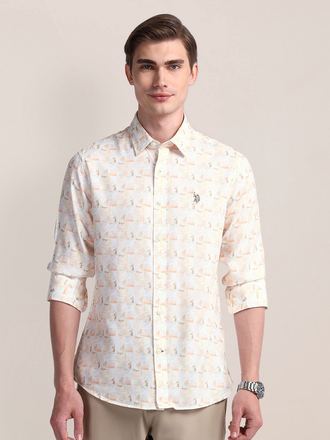 U.S. Polo Assn. Men Modern Spread Collar Abstract Printed Cotton Slim Fit Casual Shirt, Yellow
U.S. Polo Assn. Men Modern Spread Collar Abstract Printed Cotton Slim Fit Casual Shirt, Yellow