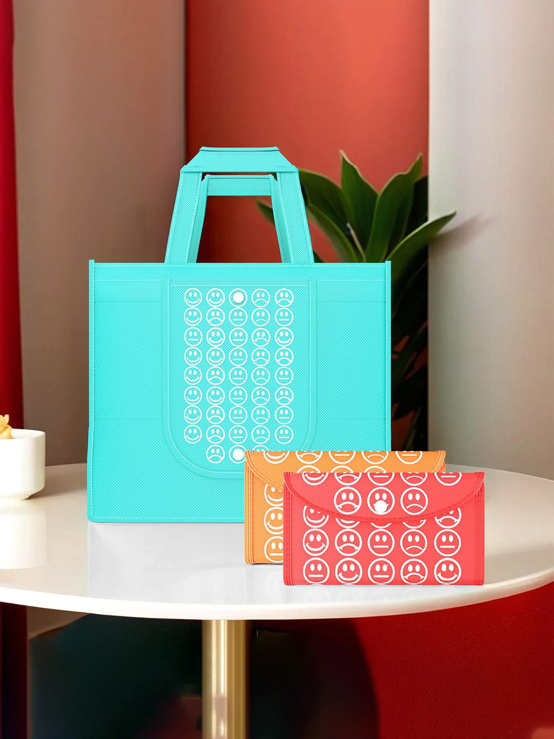 Kuber Industries Set of 3 Smiley Printed Lightweight Foldable & Reusable Shopping Bags, Blue
Kuber Industries Set of 3 Smiley Printed Lightweight Foldable & Reusable Shopping Bags, Blue