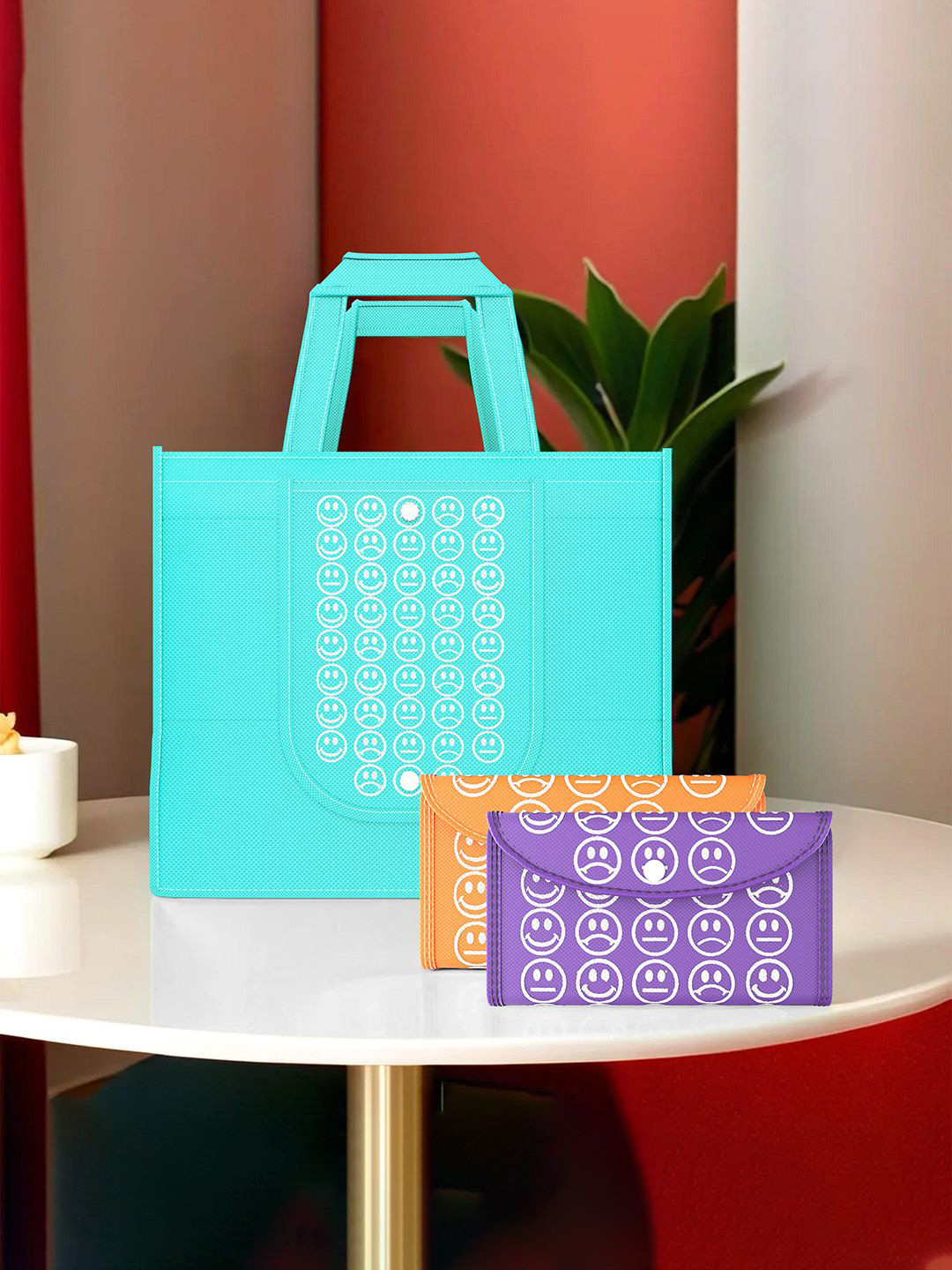 Kuber Industries Set of 3 Smiley Printed Lightweight Foldable & Reusable Shopping Bags, Blue
Kuber Industries Set of 3 Smiley Printed Lightweight Foldable & Reusable Shopping Bags, Blue