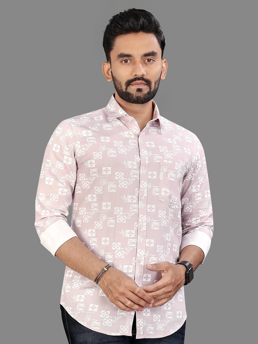 ADWYN PETER Men Classic Spread Collar Conversational Printed Cotton Casual Shirt, Peach
ADWYN PETER Men Classic Spread Collar Conversational Printed Cotton Casual Shirt, Peach