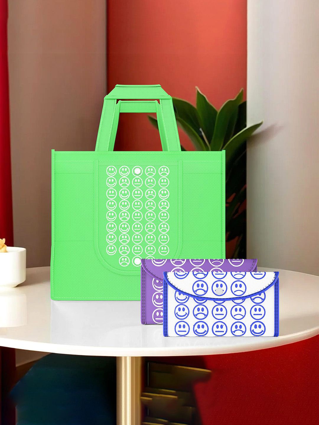 Kuber Industries Set of 3 Smiley Printed Lightweight Foldable & Reusable Shopping Bags, Green
Kuber Industries Set of 3 Smiley Printed Lightweight Foldable & Reusable Shopping Bags, Green