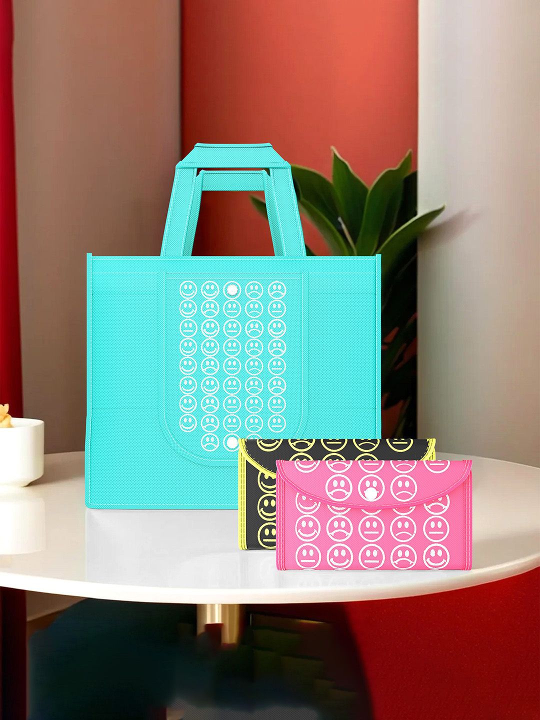 Kuber Industries Set of 3 Smiley Printed Lightweight Foldable & Reusable Shopping Bags, Blue
Kuber Industries Set of 3 Smiley Printed Lightweight Foldable & Reusable Shopping Bags, Blue