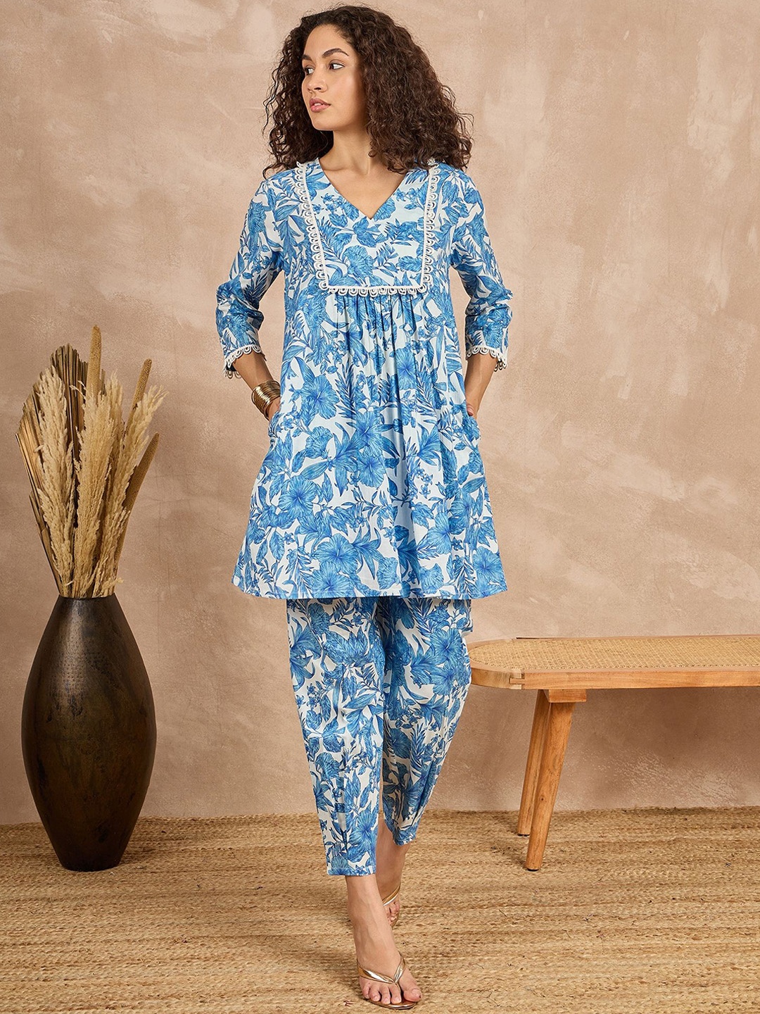 all about you Blue Floral Printed Pleated Lace Pure Cotton A-Line Kurta With Trousers
all about you Blue Floral Printed Pleated Lace Pure Cotton A-Line Kurta With Trousers