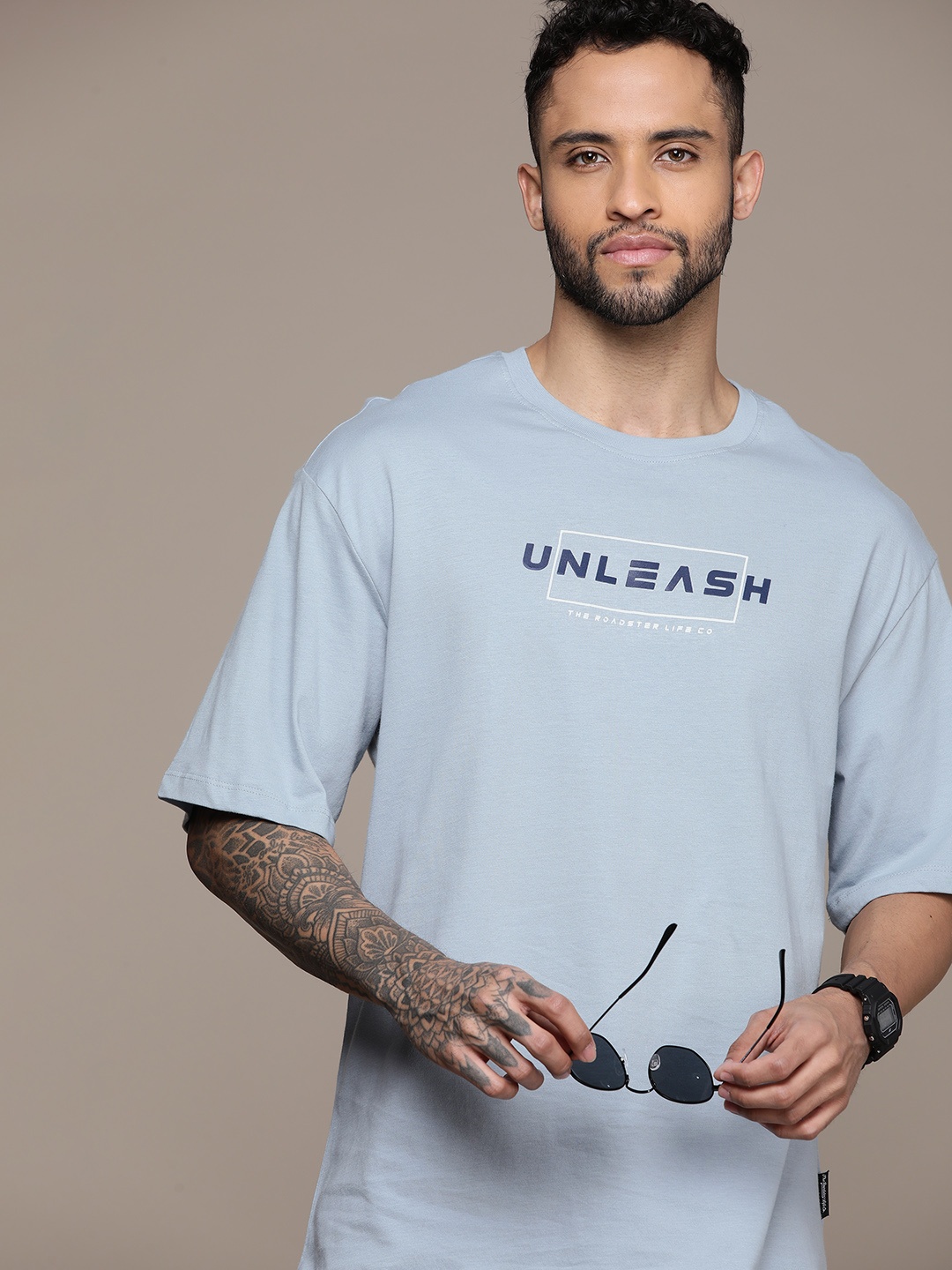 The Roadster Lifestyle Co. Typography Printed Drop-Shoulder Sleeves Pure Cotton T-shirt, Blue
The Roadster Lifestyle Co. Typography Printed Drop-Shoulder Sleeves Pure Cotton T-shirt, Blue